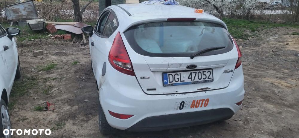 Ford Fiesta - 4