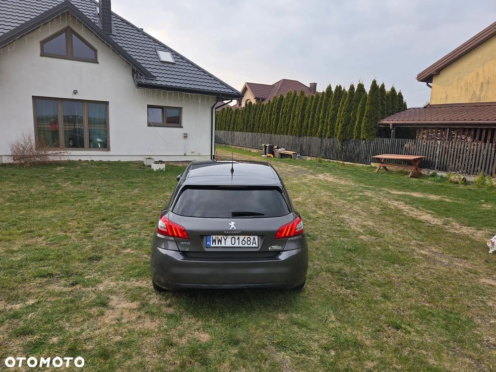 Peugeot 308 - 16
