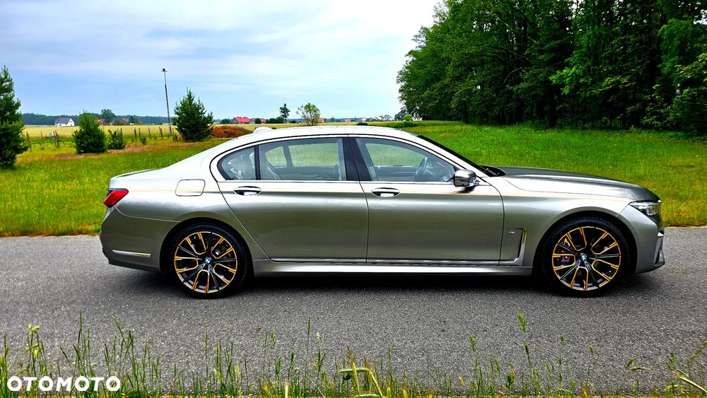 BMW Seria 7 745Le xDrive sport - 6