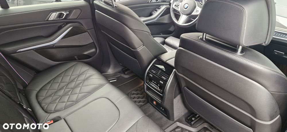 BMW X5 2023