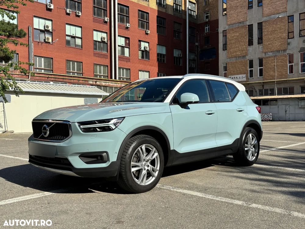 Volvo XC 40 D4 AWD Momentum Pro - 1