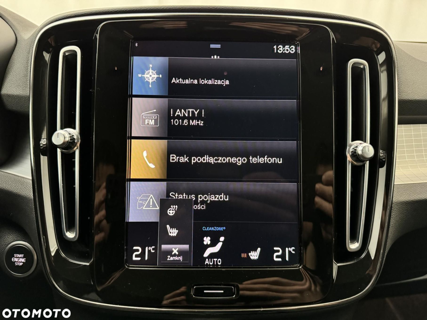 Volvo XC 40 - 25