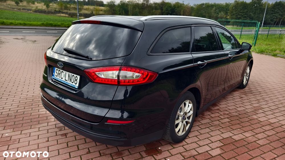 Ford Mondeo - 12