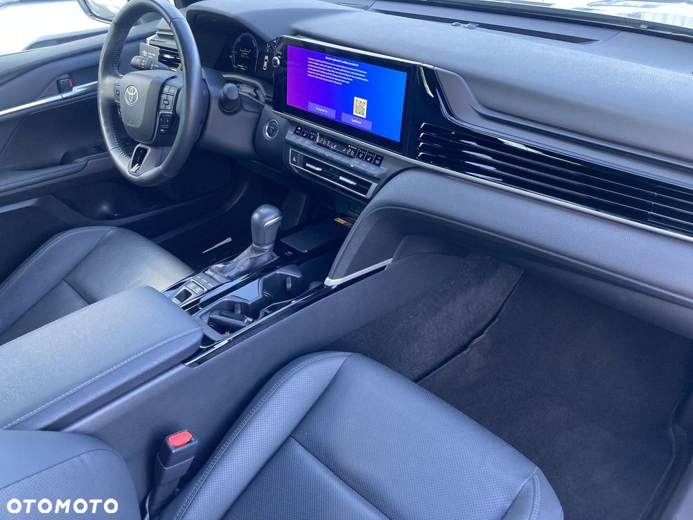 Toyota Camry - 9
