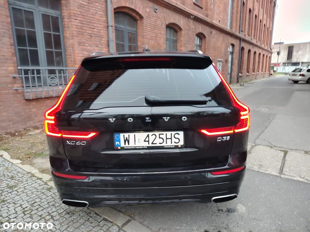 Volvo XC 60 D3 Drive-E R-Design Momentum - 4