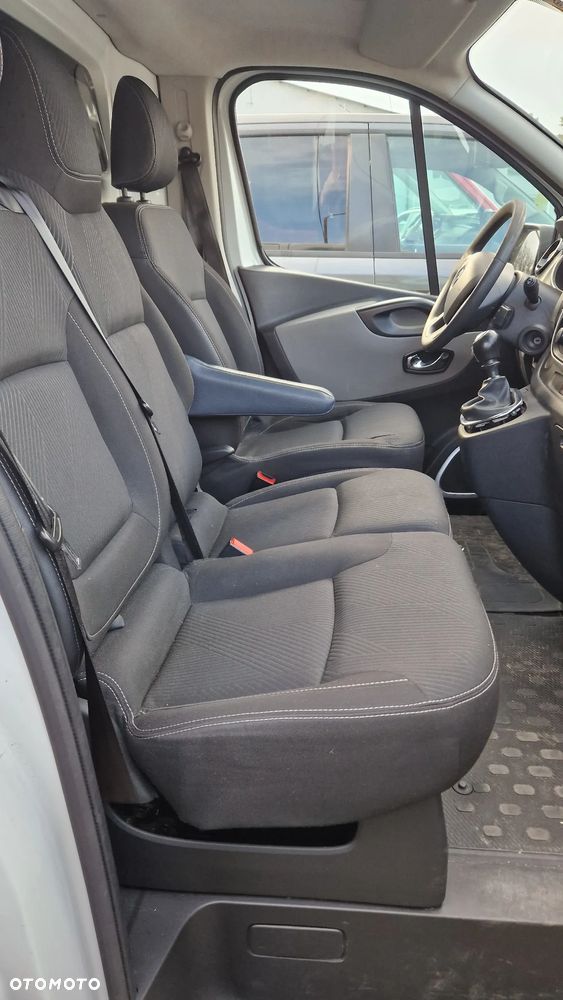 Renault Trafic - 4