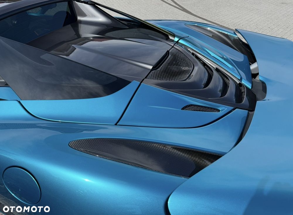 McLaren 720S Spider Performance - 8