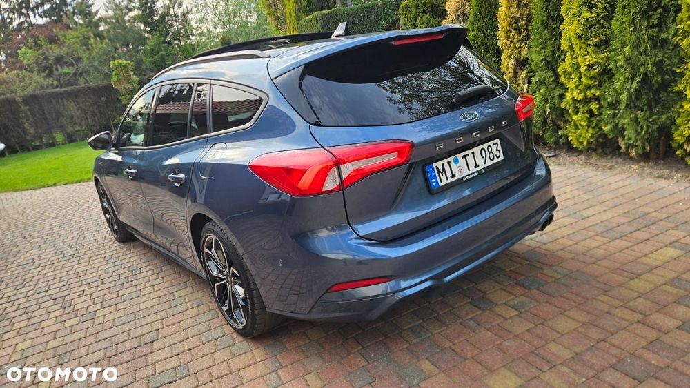 Ford Focus - 8
