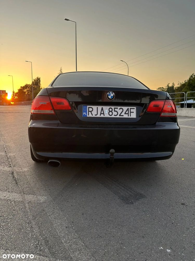 BMW Seria 3 320d Coupe - 9