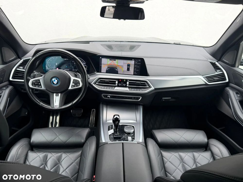 BMW X5 xDrive45e - 12
