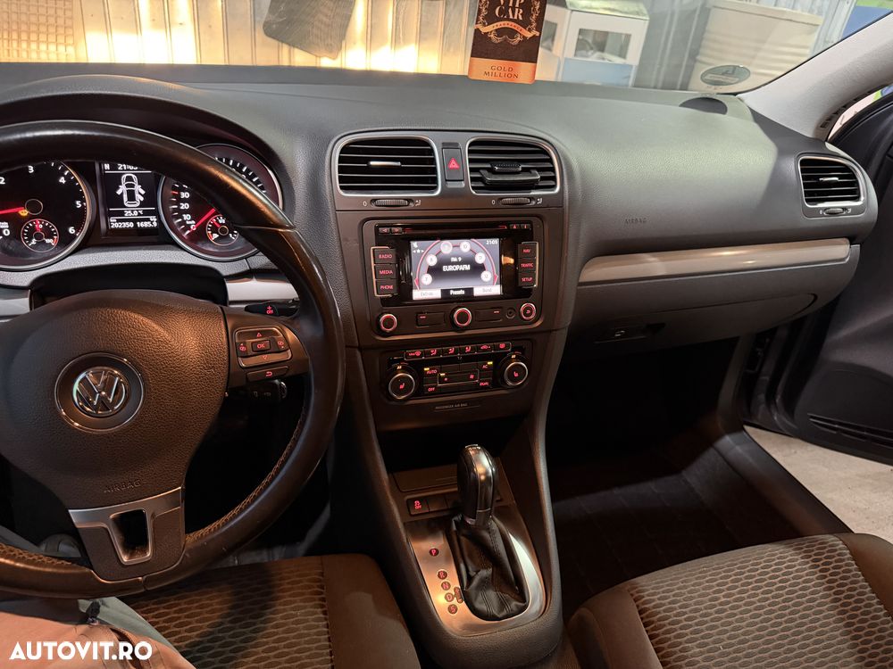 Volkswagen Golf 1.6 TDI DPF DSG Trendline - 15
