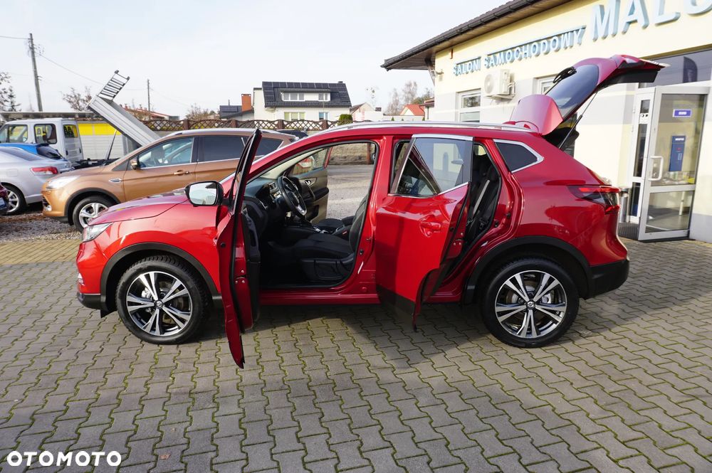 Nissan Qashqai 1.2 DIG-T N-Connecta Xtronic EU6 - 16
