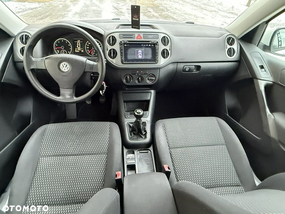 Volkswagen Tiguan - 5