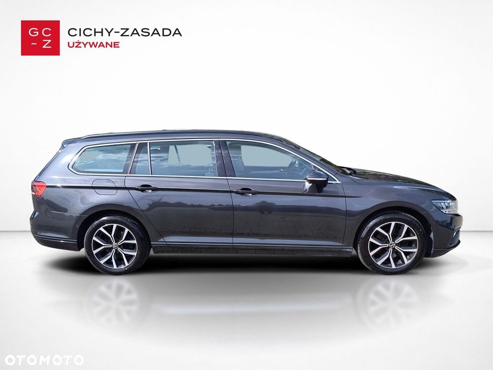 Volkswagen Passat - 6