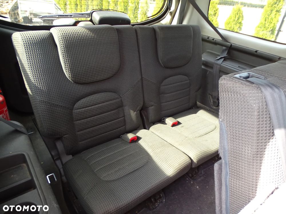 Nissan Pathfinder 2.5 DCi Elegance + - 14