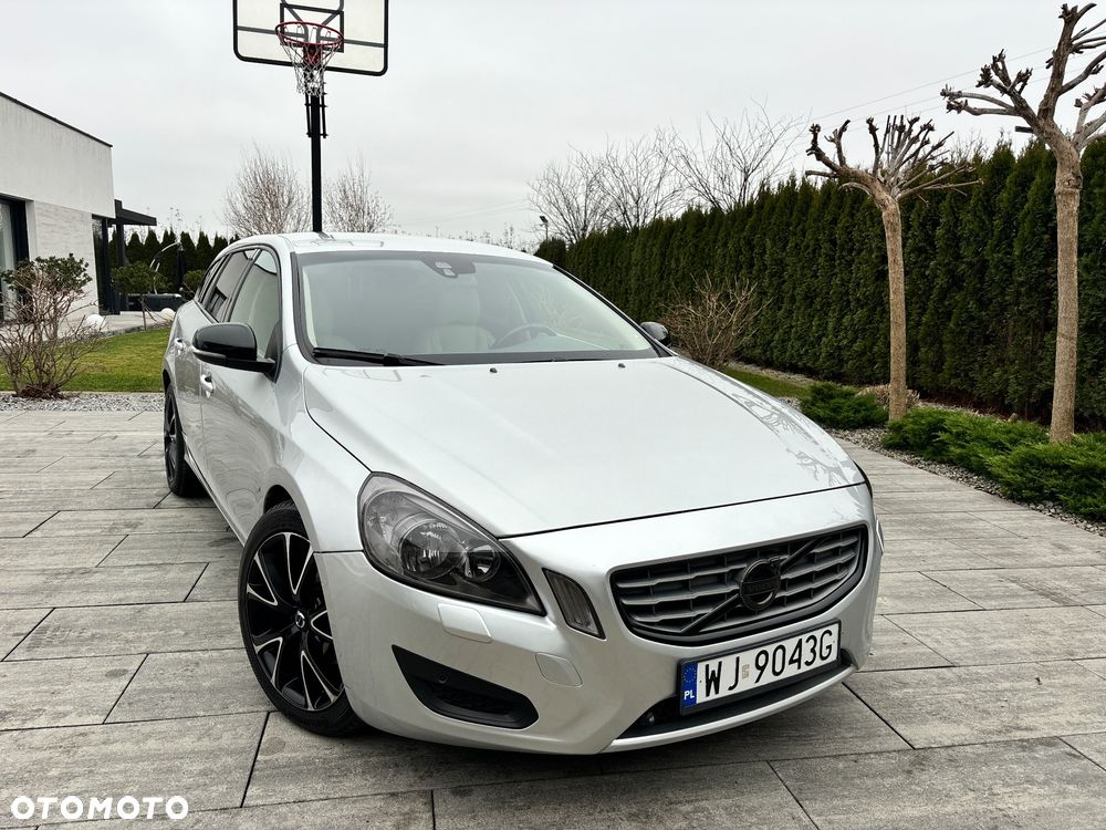 Volvo V60 DRIVe - 1