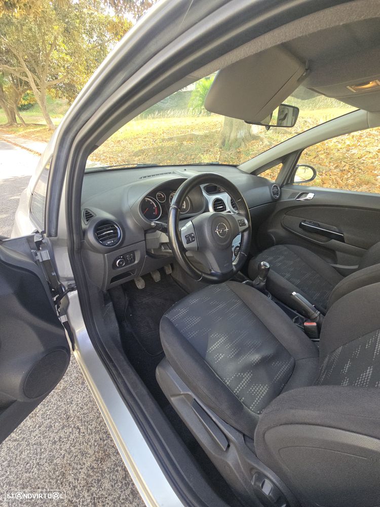 Opel Corsa 1.3 CDTI Enjoy EcoFLEX - 16