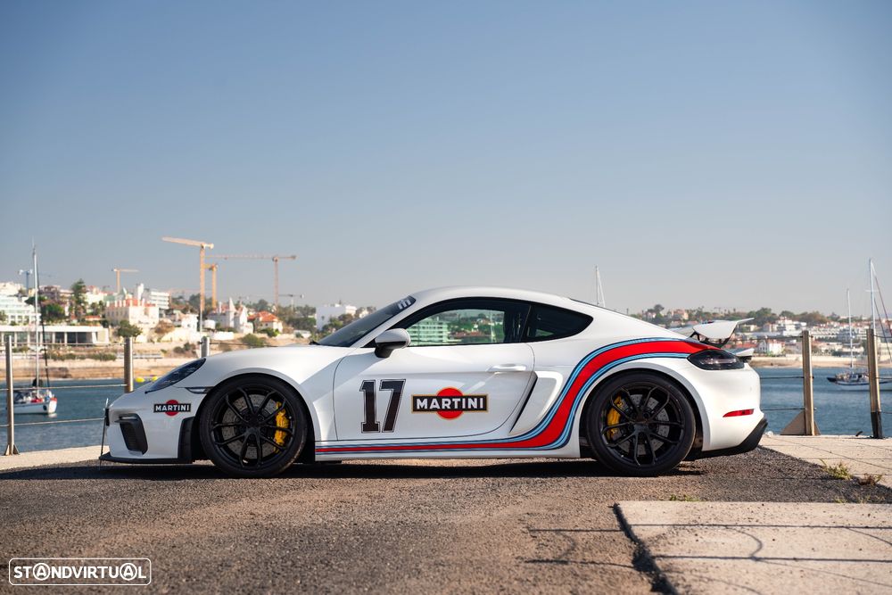 Porsche 718 Cayman GT4 PDK - 15
