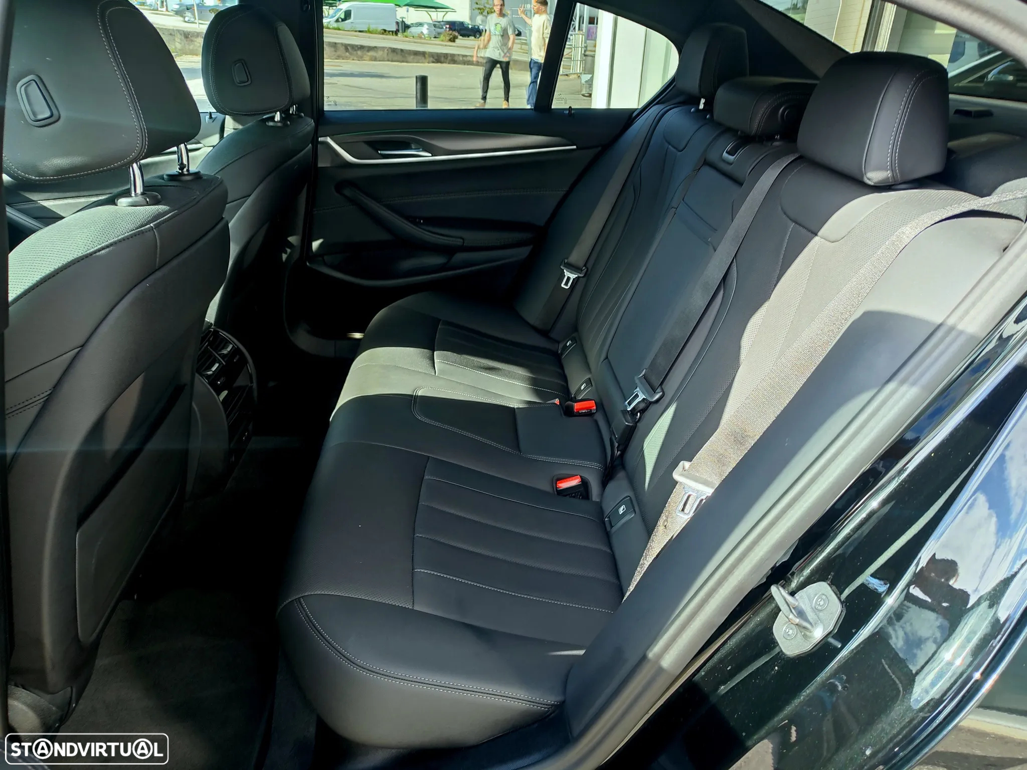 BMW 530 e Pack M - 8