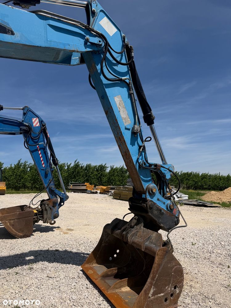 Caterpillar M322D - 4