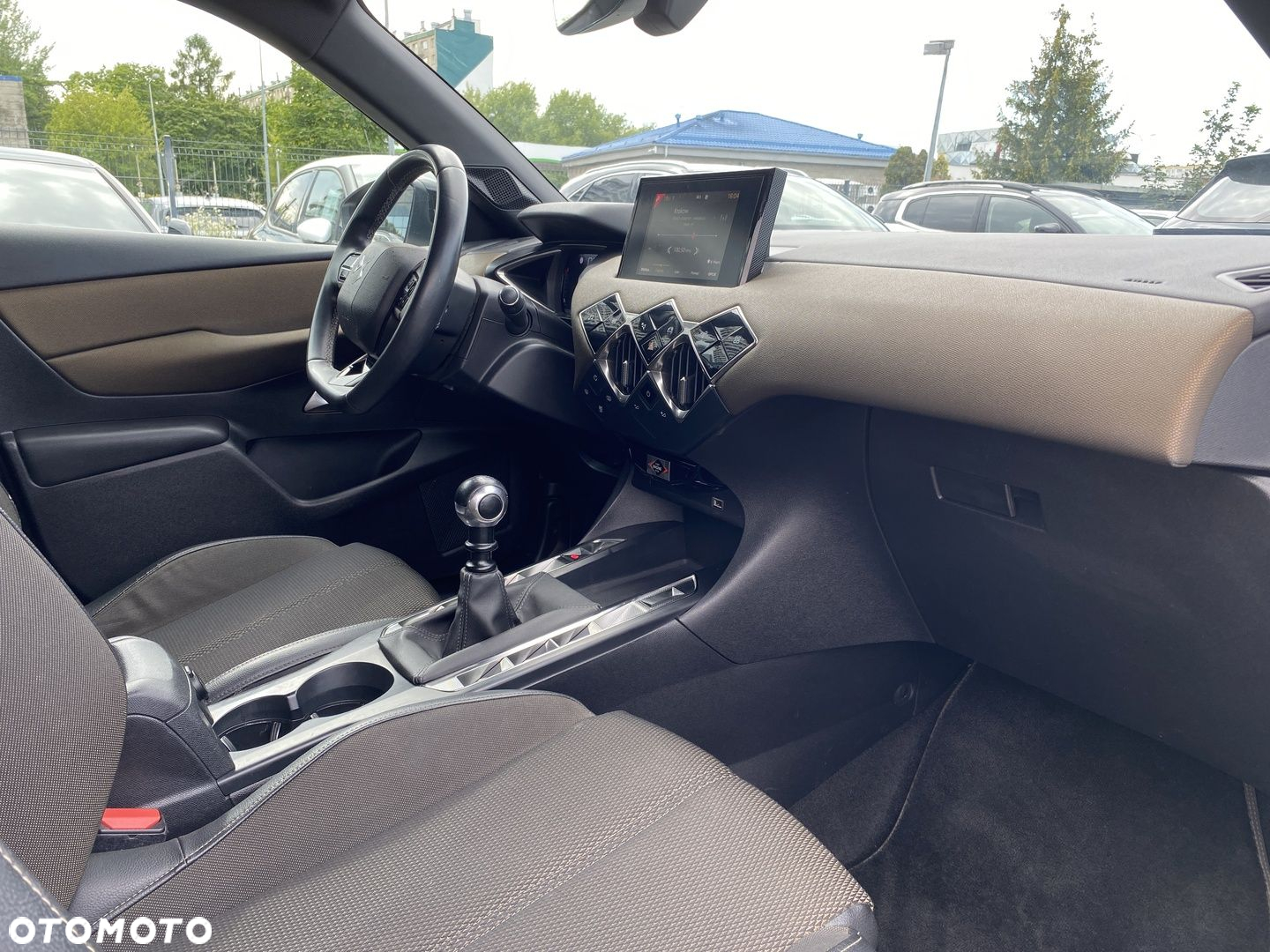 DS Automobiles DS 3 Crossback 1.2 PureTech Chic - 17