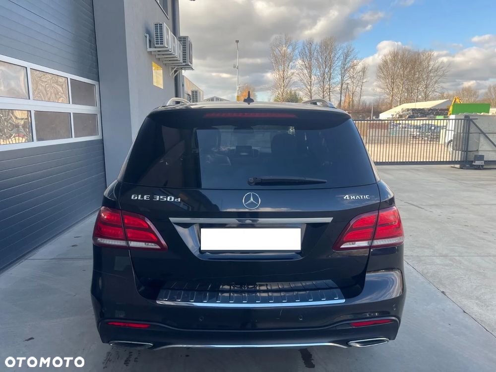 Mercedes-Benz GLE 350 d 4-Matic - 4