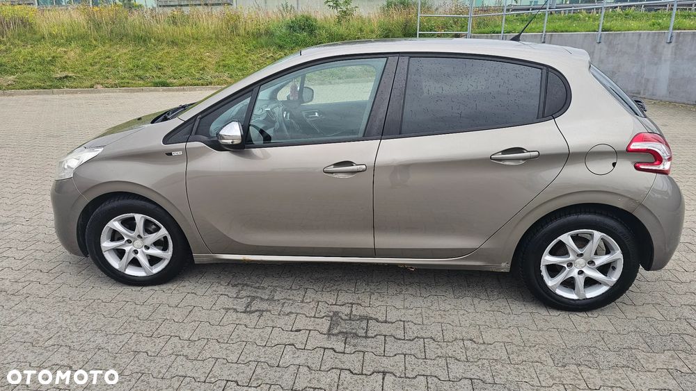 Peugeot 208 1.2 PureTech Active - 1