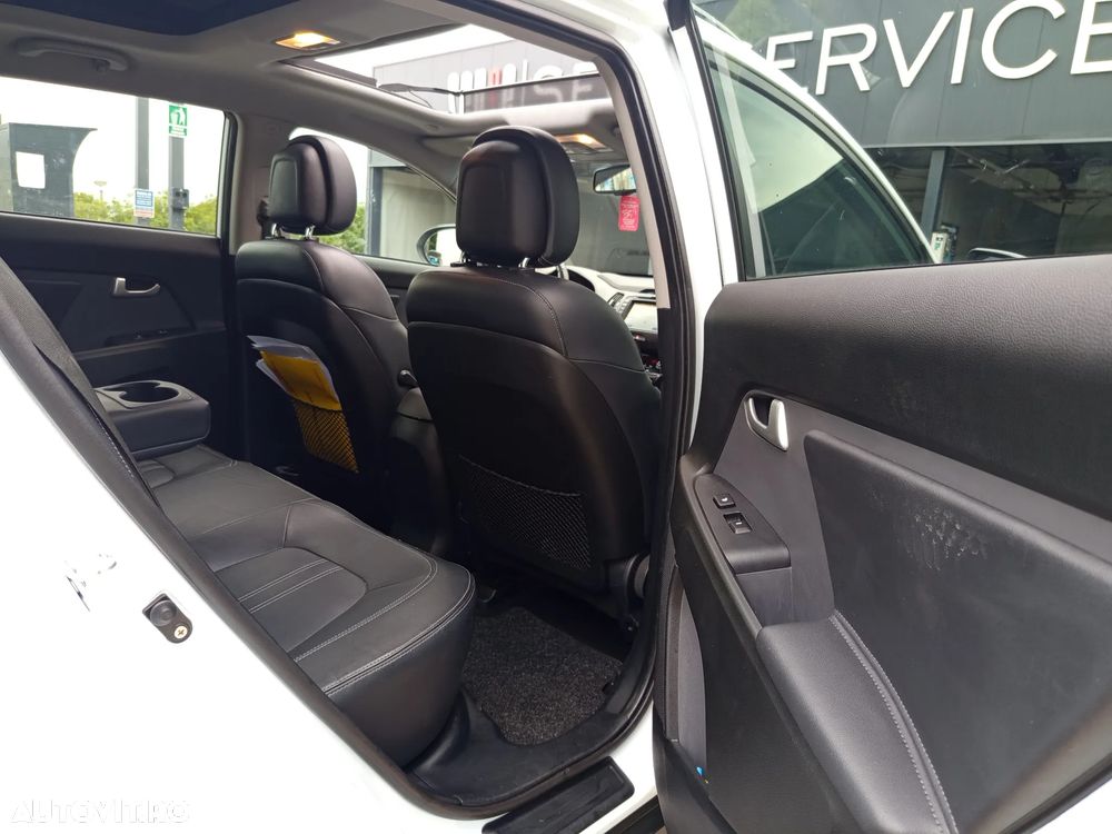 Kia Sportage - 11