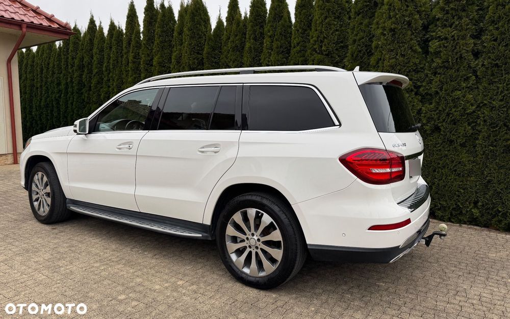 Mercedes-Benz GLS - 2