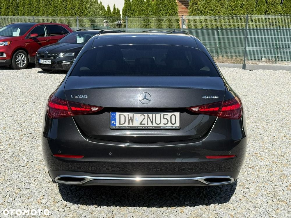 Mercedes-Benz Klasa C 200 4Matic 9G-TRONIC - 8