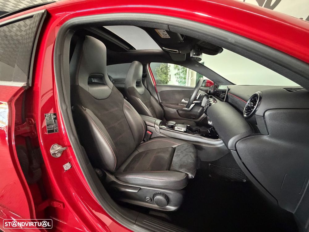 Mercedes-Benz A 180 7G-DCT AMG Line Advanced Plus - 30