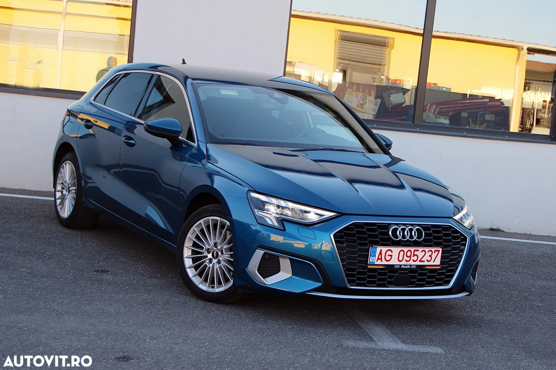 Audi A3 1.5 35 TFSI S tronic Sport - 2