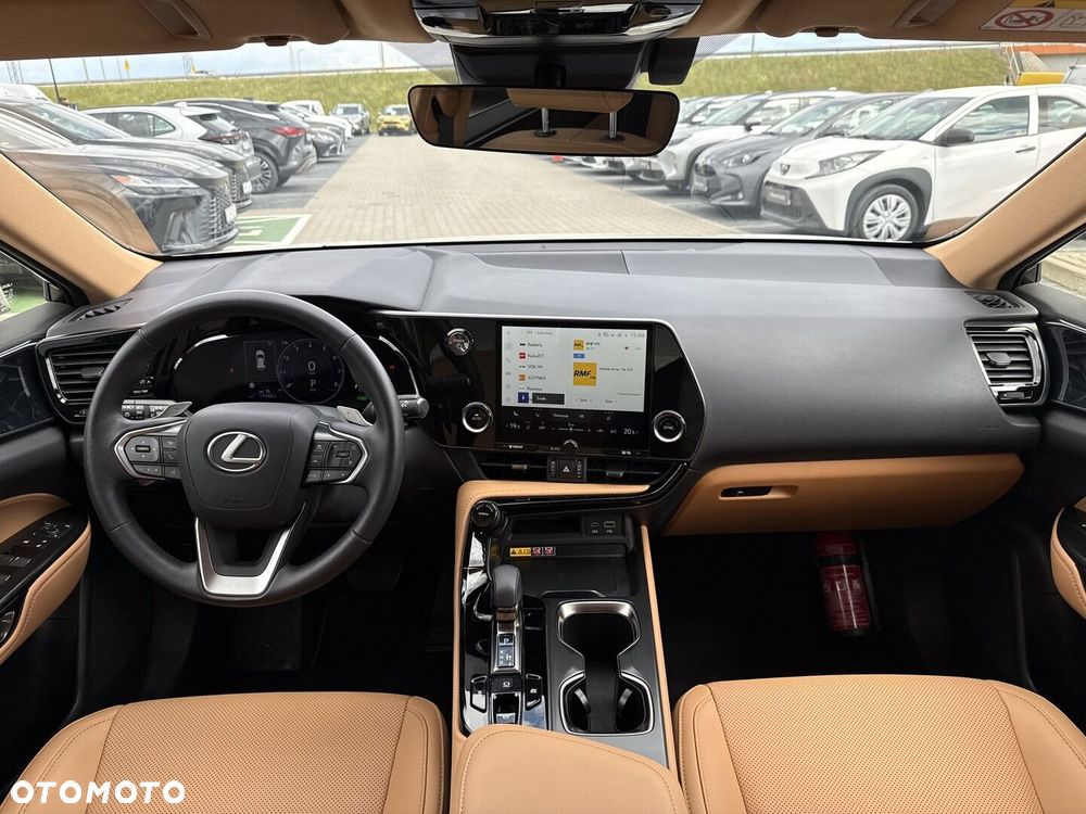 Lexus NX 350h Prestige 2WD - 18