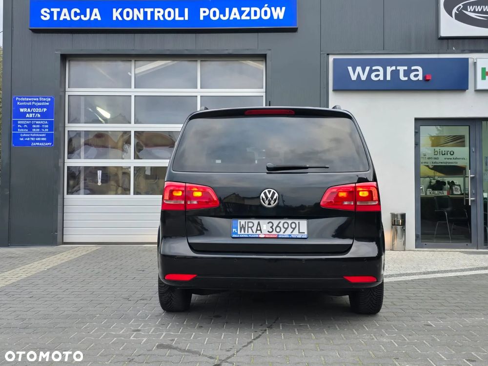 Volkswagen Touran 1.6 TDI DPF BlueMotion Technology Comfortline - 24