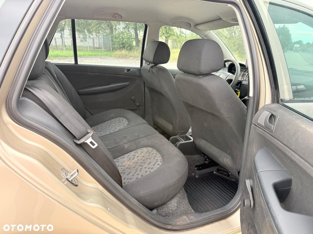 Skoda Fabia 1.4 16V Combi Comfort - 20