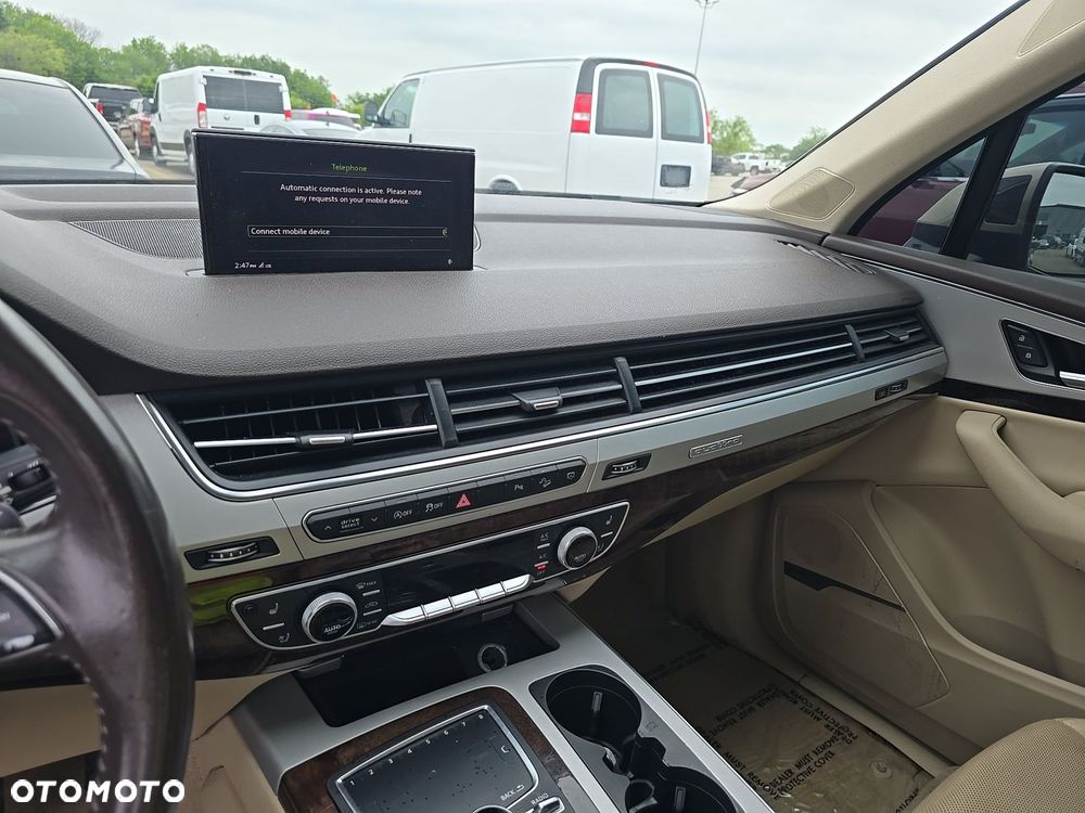Audi Q7 - 19