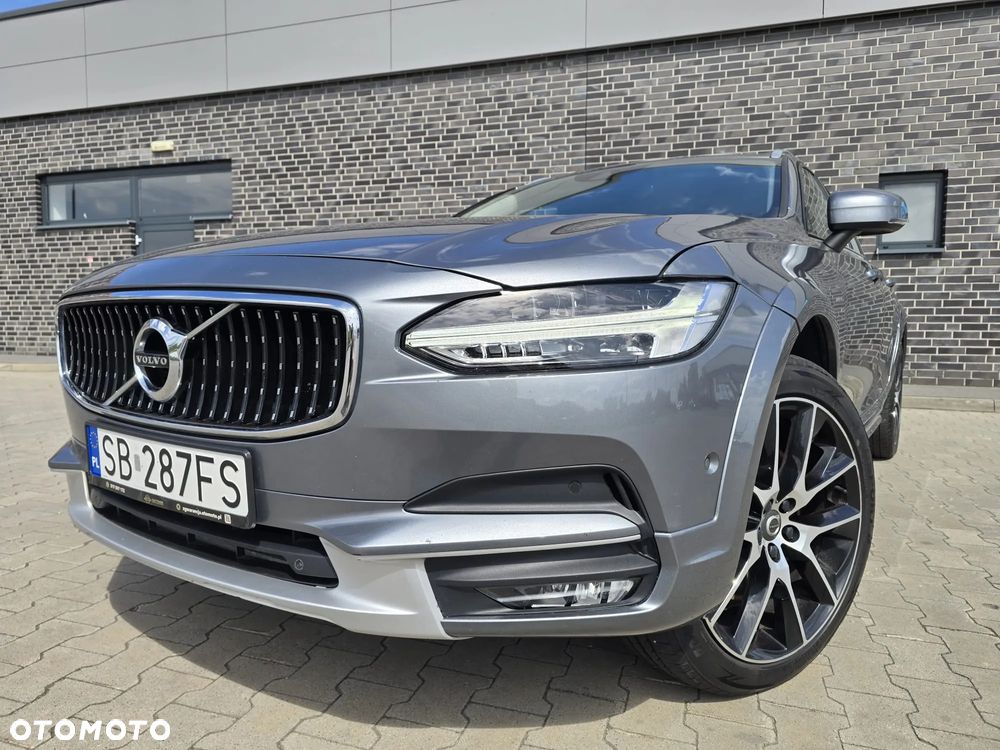 Volvo V90 Cross Country D4 AWD - 4