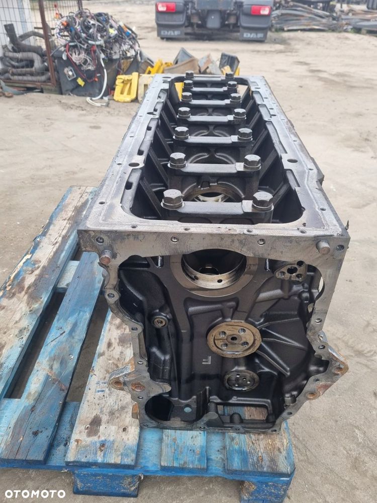 BLOK SILNIKA MAN TGX TGS EURO 6 LIFT 460 KM 500 KM D2676 LF51 , LF52 - 2