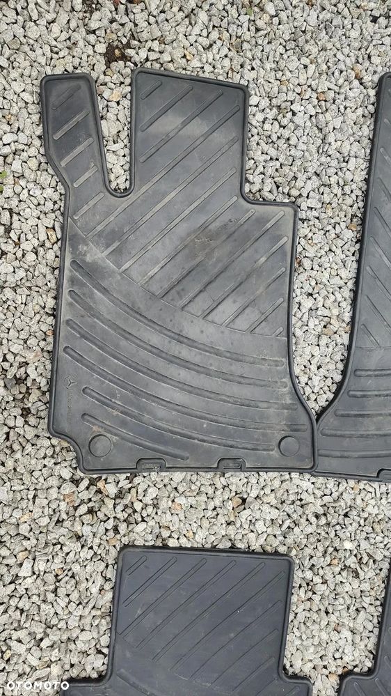 MERCEDES W204 C-klasa Komplet Dywaników Dywaniki Gumowe Oryginał - 3