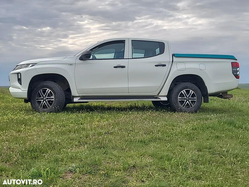 Mitsubishi L200 - 2