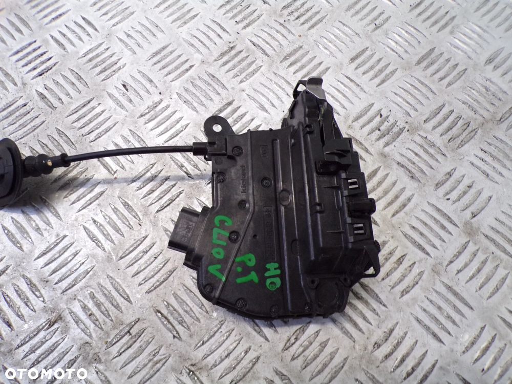 ZAMEK DRZWI PRAWY TYŁ RENAULT CLIO V 825007311R - 2