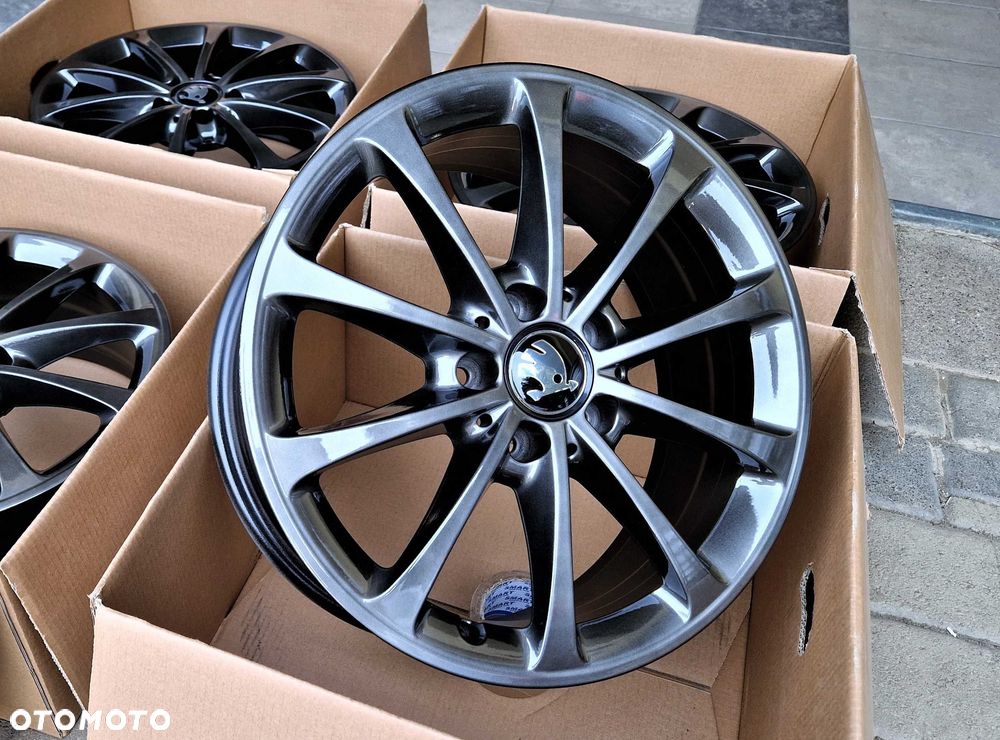 Alufelgi 17 5x112 Skoda Octavia Kodiaq Superb Yeti Karoq Chrom Shadow ! 727#