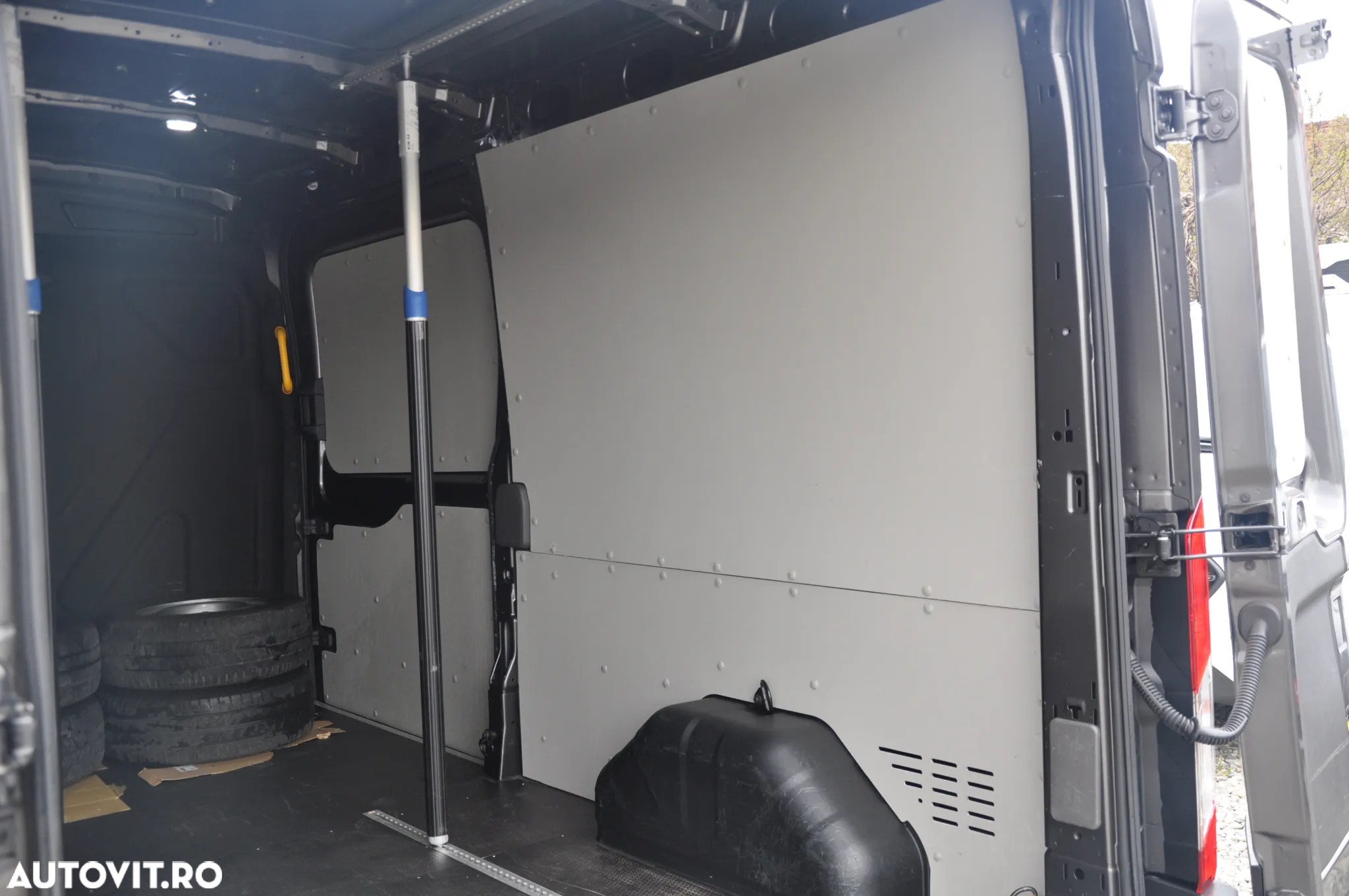 Ford Transit L3H2 Furgon - 9