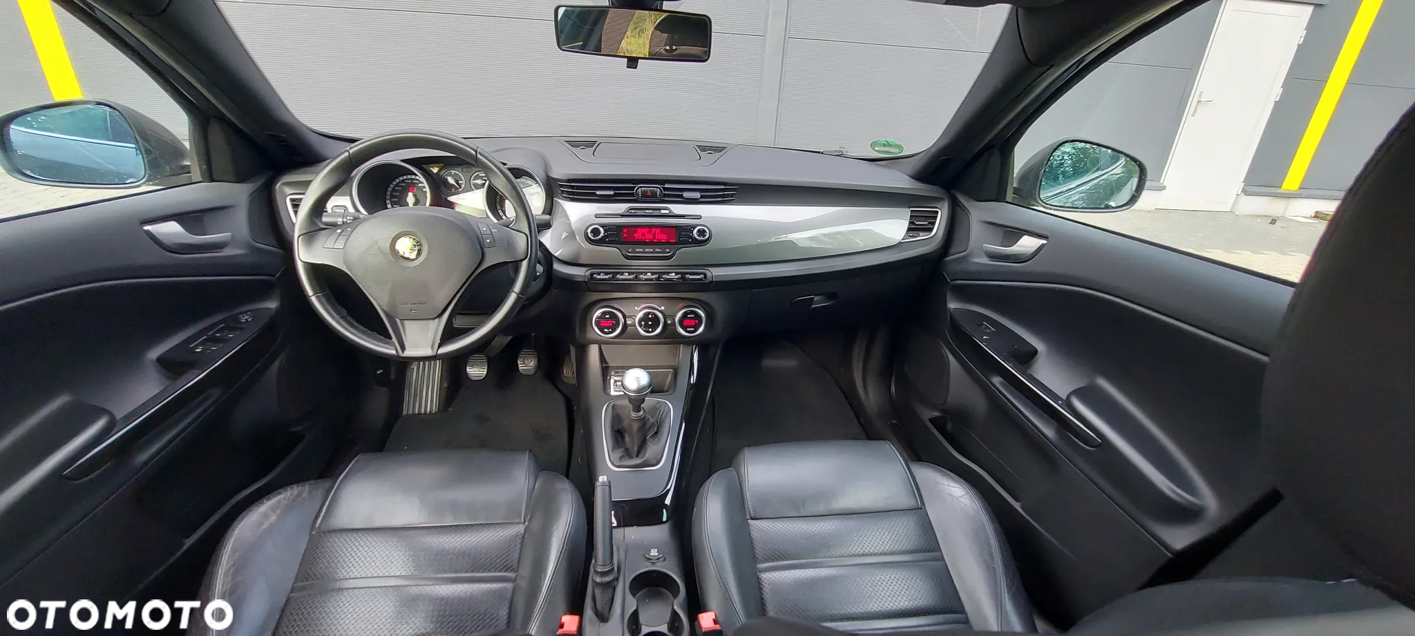 Alfa Romeo Giulietta 1.4 TB 16V Business - 23