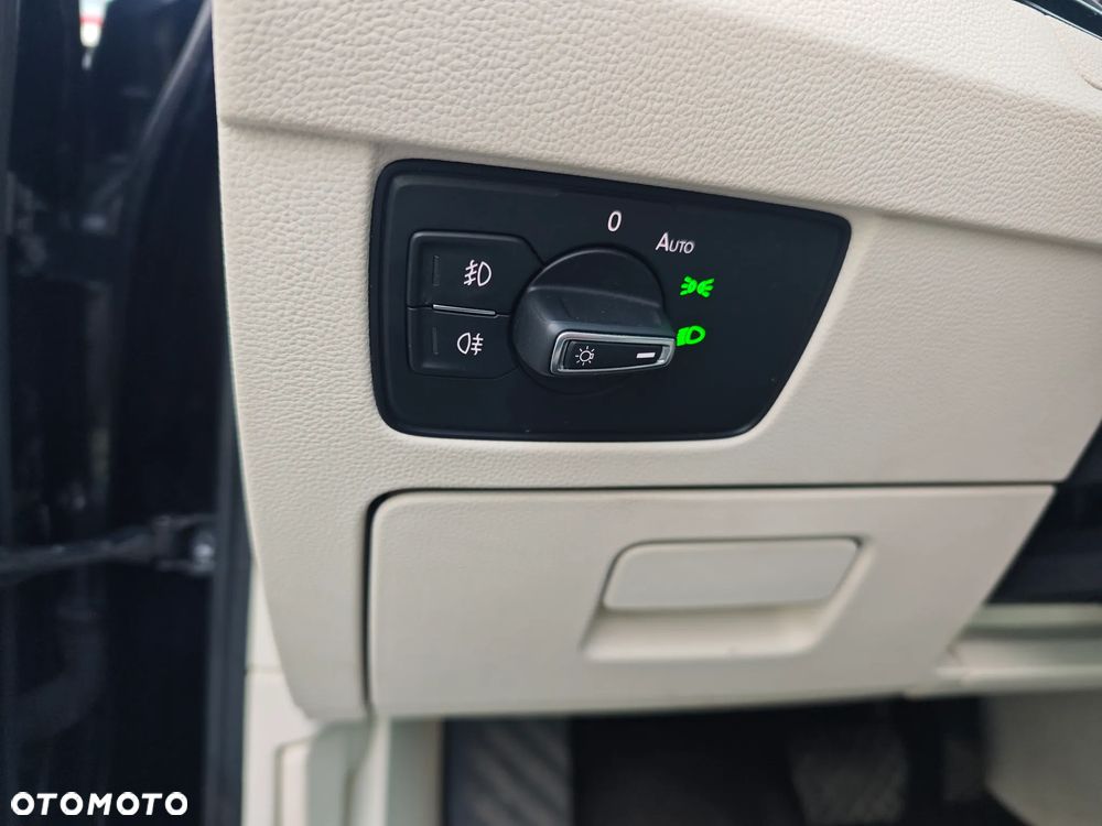 Volkswagen Passat 2.0 TSI BMT Highline DSG - 28