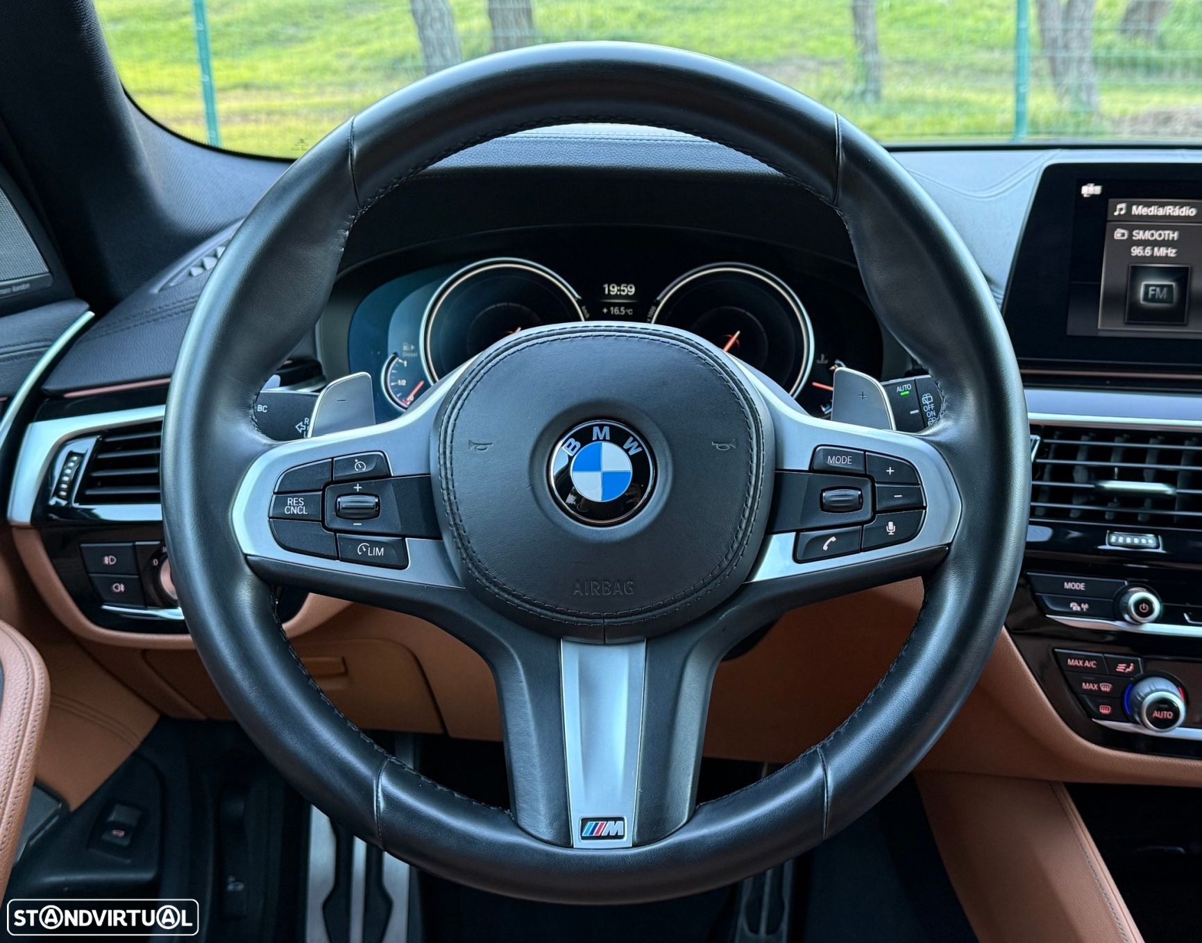 BMW 525 d Pack M Auto - 29