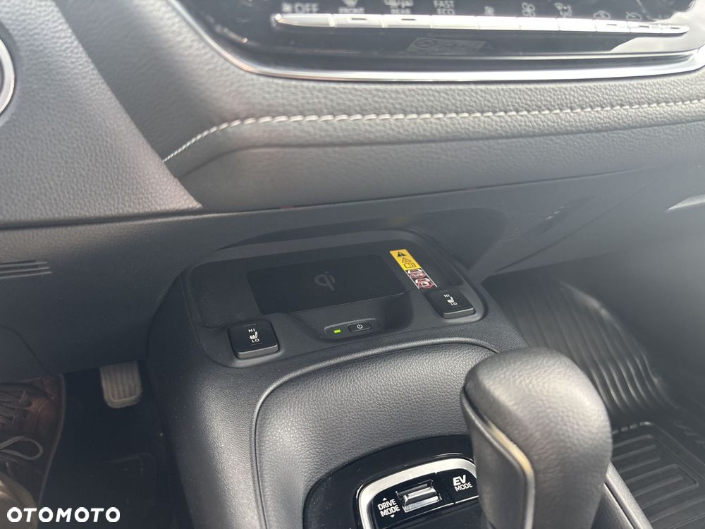 Toyota Corolla 1.8 Hybrid Comfort - 25