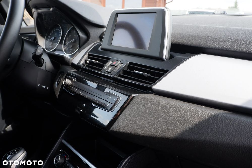 BMW Seria 2 216d Advantage - 6
