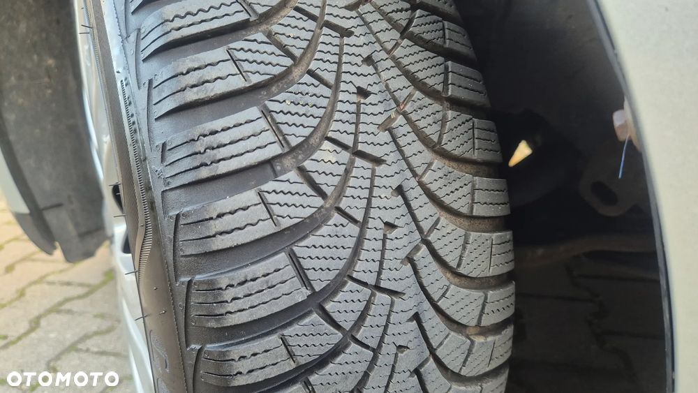 Toyota Auris 1.6 VVT-i Sol - 31