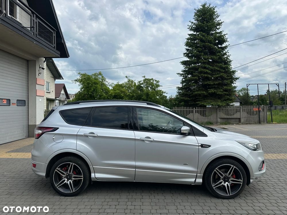 Ford Kuga 2.0 TDCi 4x4 ST-Line - 4